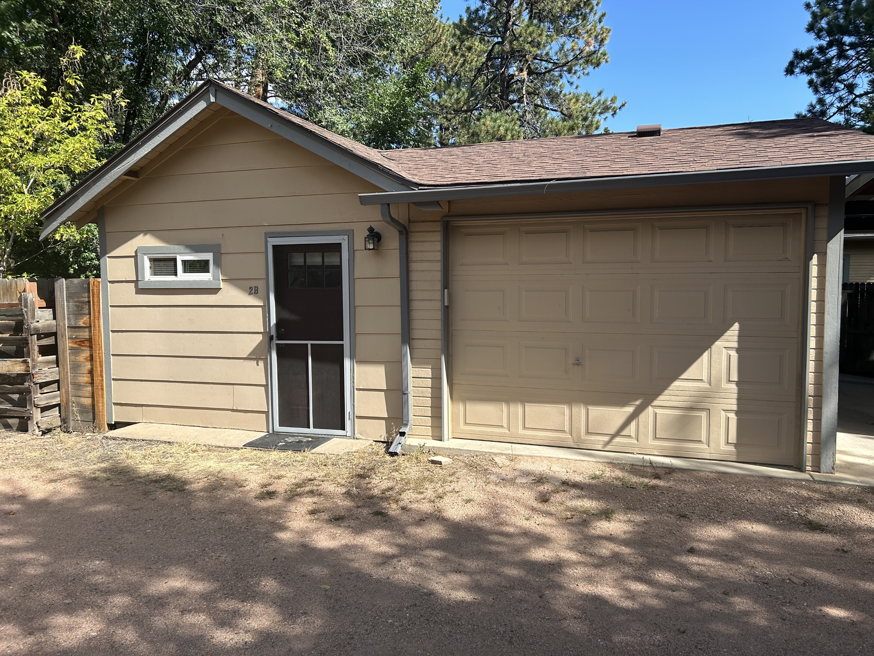 2 Stratton Avenue - Cottage